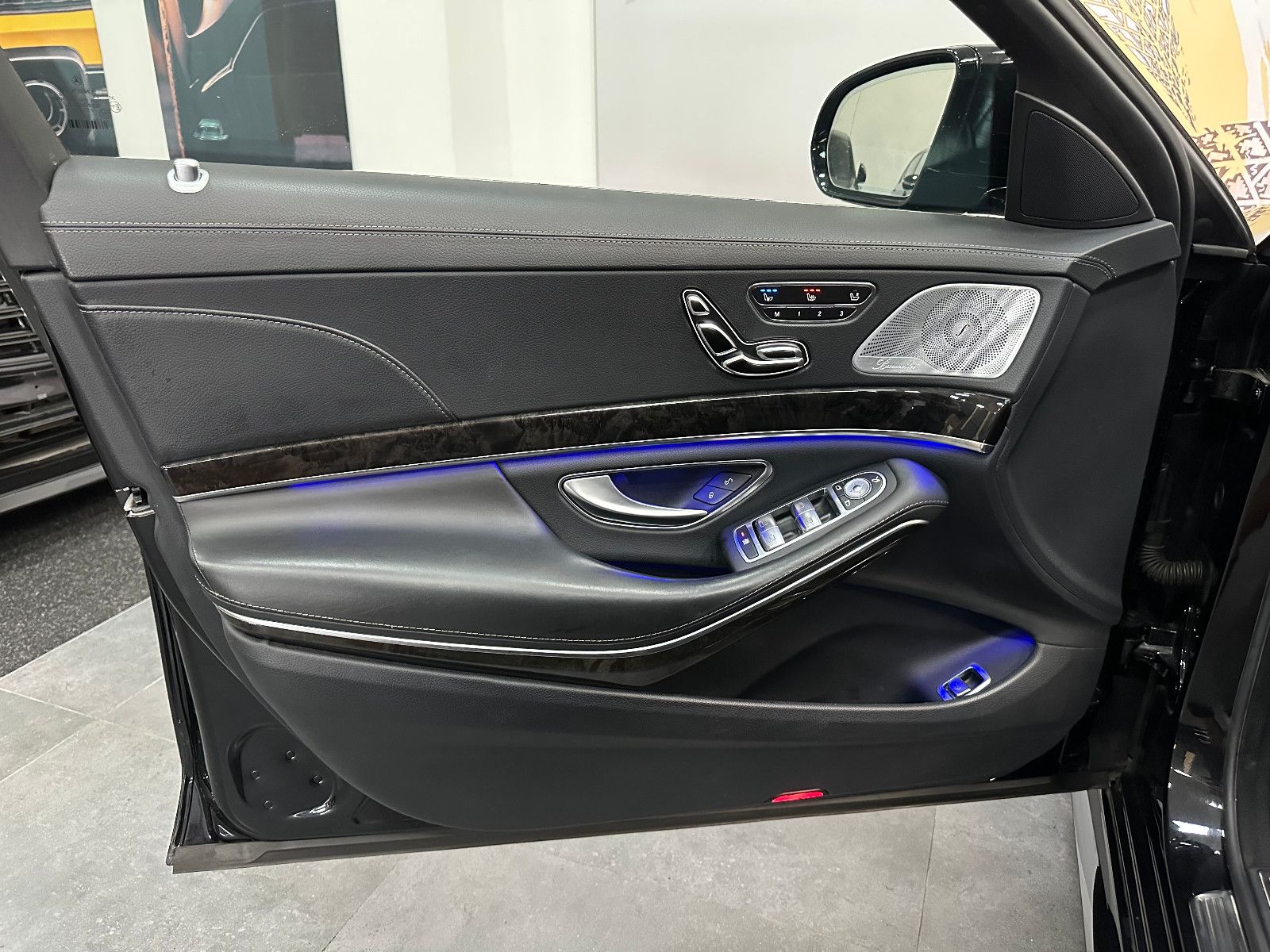 Fahrzeugabbildung Mercedes-Benz S 500 Lang *TV*BURMESTER*PANO*AMG LINE*