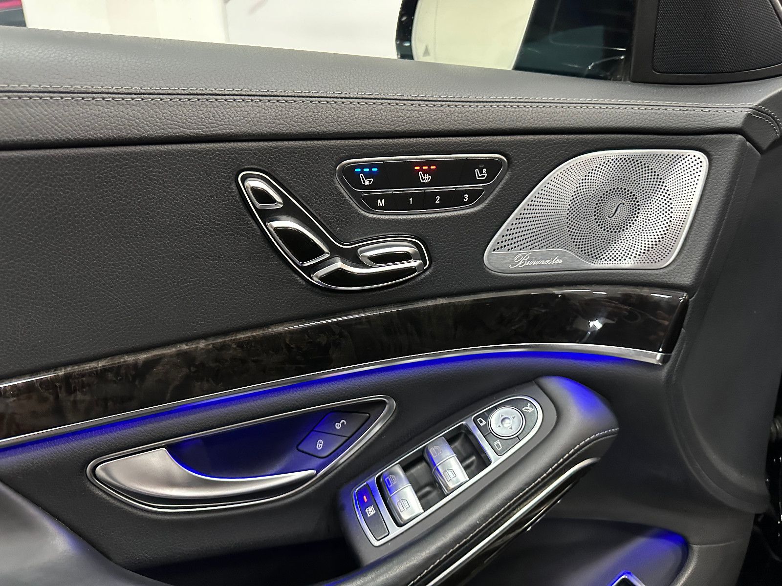 Fahrzeugabbildung Mercedes-Benz S 500 Lang *TV*BURMESTER*PANO*AMG LINE*