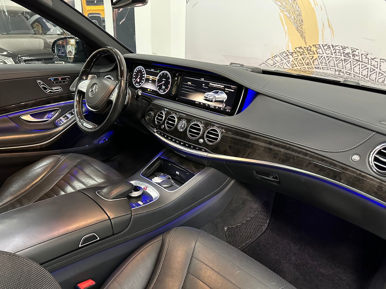 Fahrzeugabbildung Mercedes-Benz S 500 Lang *TV*BURMESTER*PANO*AMG LINE*
