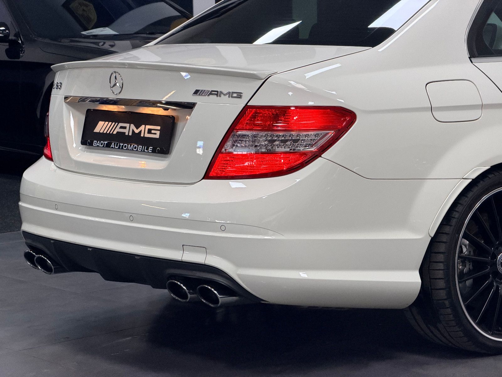 Fahrzeugabbildung Mercedes-Benz C 63 AMG Performance Package P30 Sperrdiff.