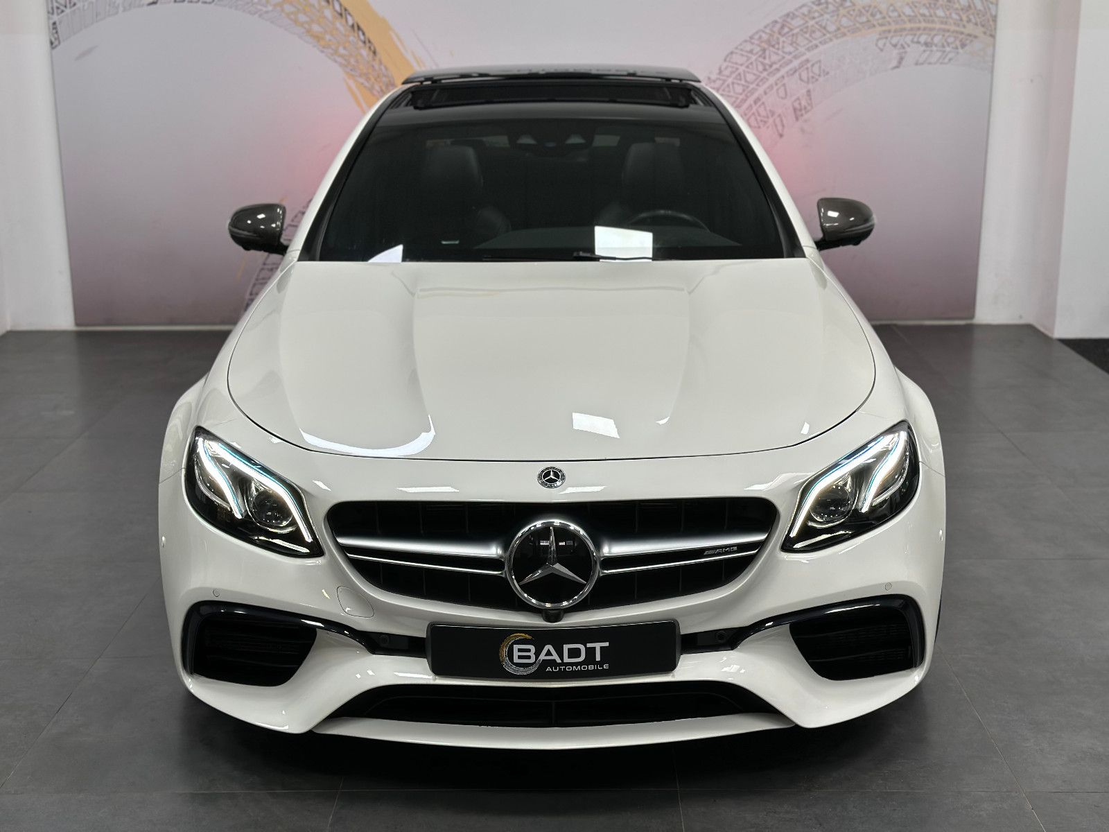 Fahrzeugabbildung Mercedes-Benz E 63 AMG 4Matic+ *3D BURMESTER*CARBON*VOLL*