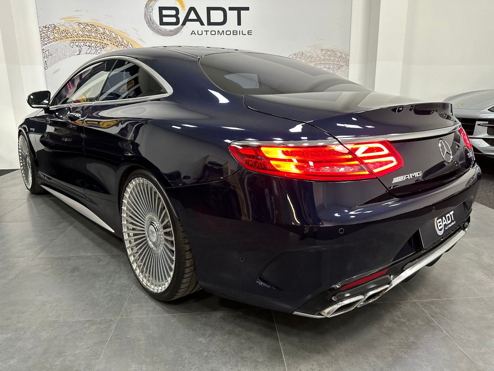 Fahrzeugabbildung Mercedes-Benz S 63 AMG 4Matic Coupe/22Zoll/360°/BREMSEN NEU/