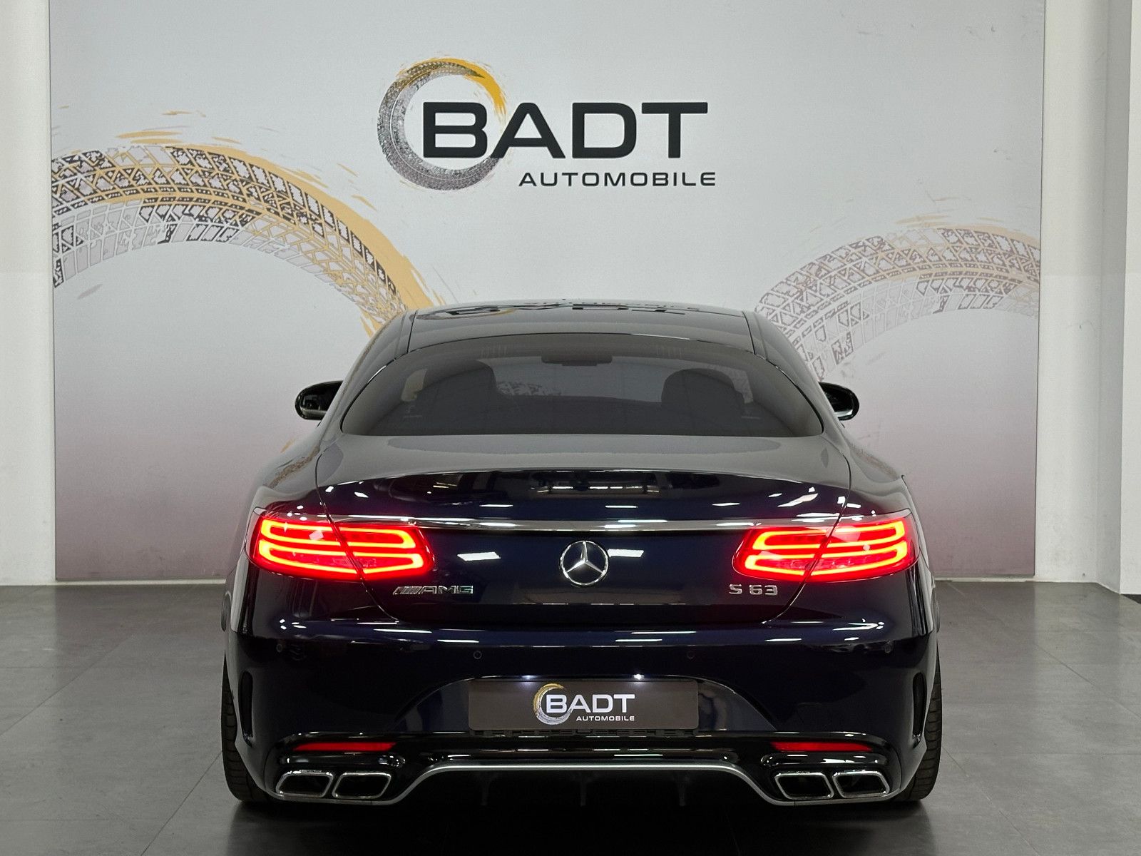 Fahrzeugabbildung Mercedes-Benz S 63 AMG 4Matic Coupe/22Zoll/360°/BREMSEN NEU/