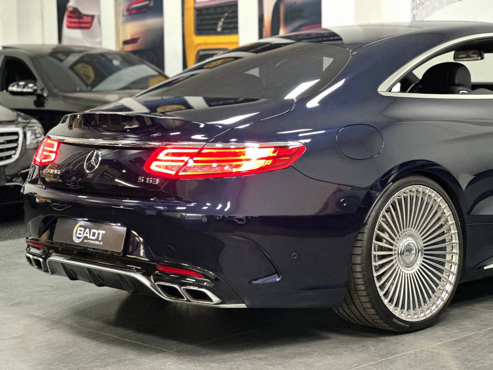 Fahrzeugabbildung Mercedes-Benz S 63 AMG 4Matic Coupe/22Zoll/360°/BREMSEN NEU/