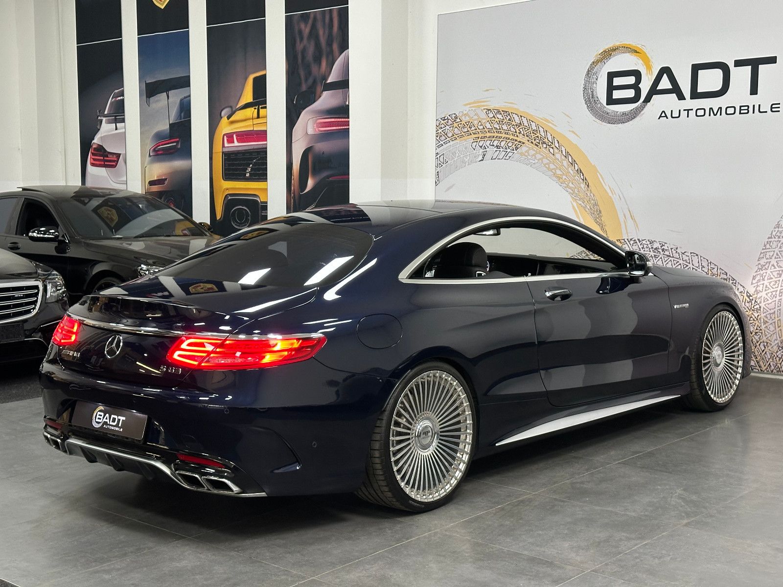 Fahrzeugabbildung Mercedes-Benz S 63 AMG 4Matic Coupe/22Zoll/360°/BREMSEN NEU/