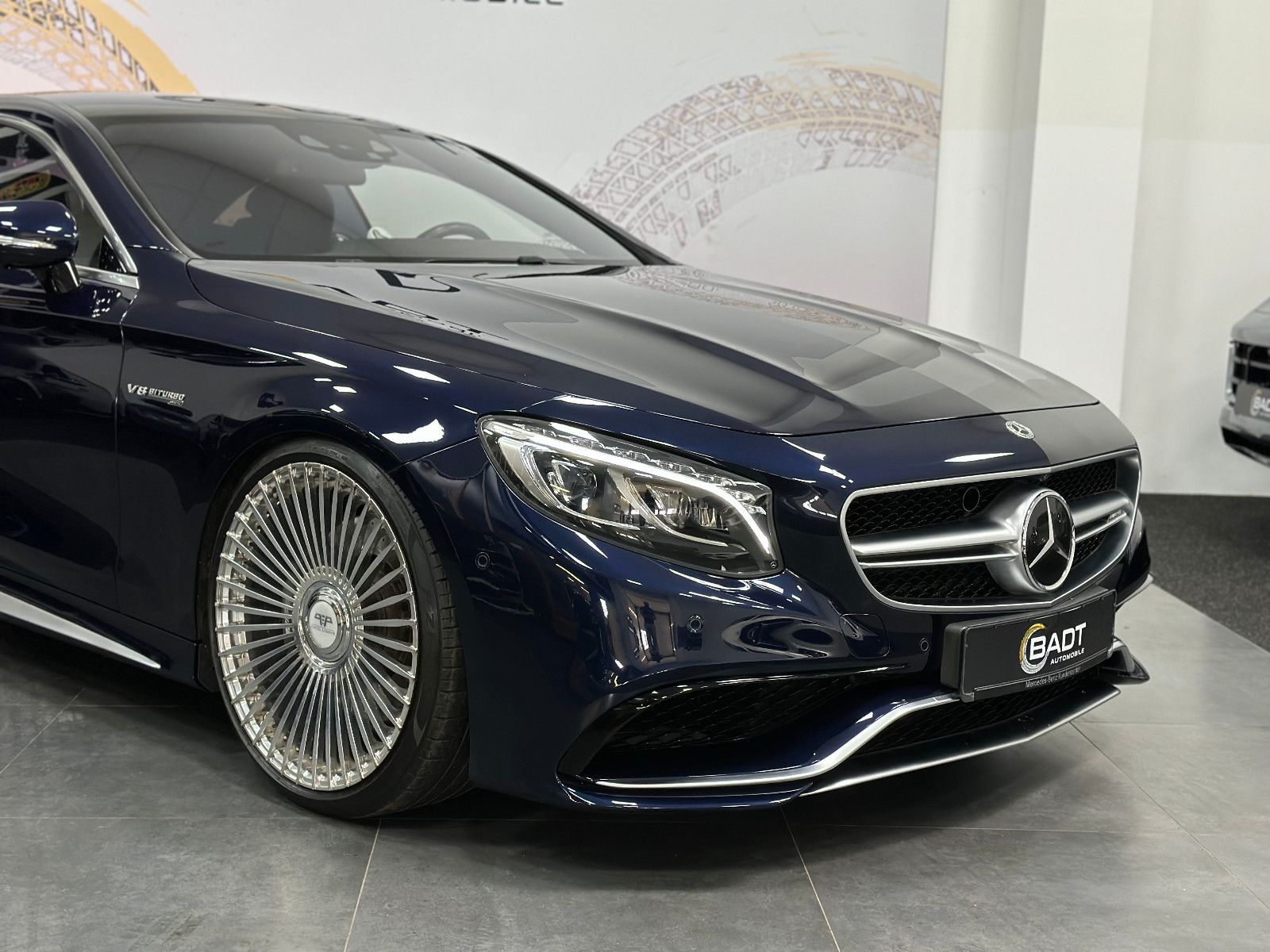 Fahrzeugabbildung Mercedes-Benz S 63 AMG 4Matic Coupe/22Zoll/360°/BREMSEN NEU/