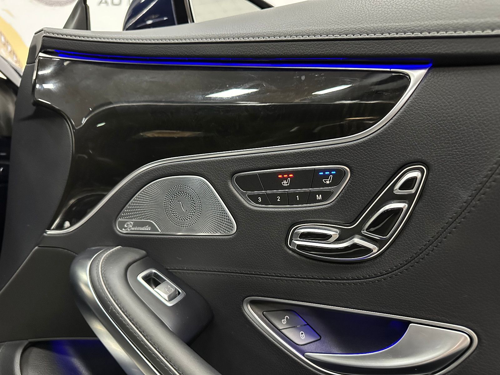 Fahrzeugabbildung Mercedes-Benz S 63 AMG 4Matic Coupe/22Zoll/360°/BREMSEN NEU/