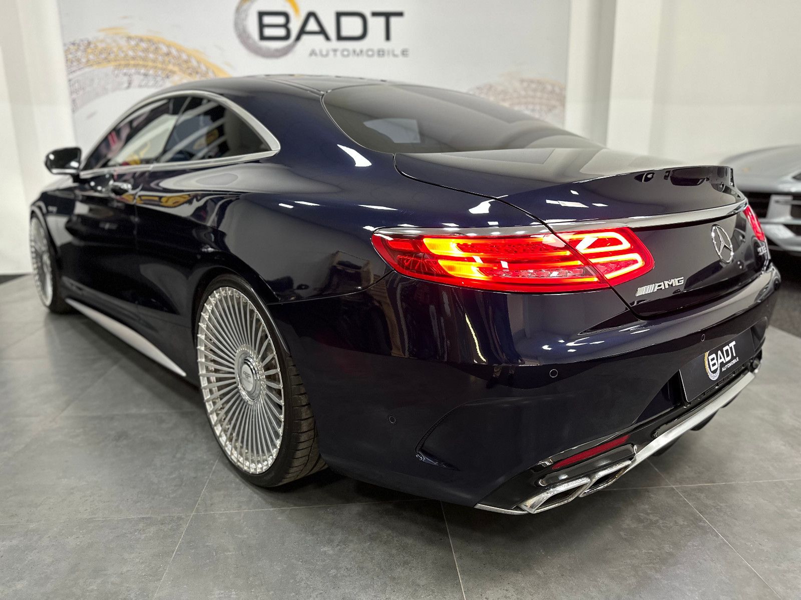 Fahrzeugabbildung Mercedes-Benz S 63 AMG 4Matic Coupe/22Zoll/360°/BREMSEN NEU/
