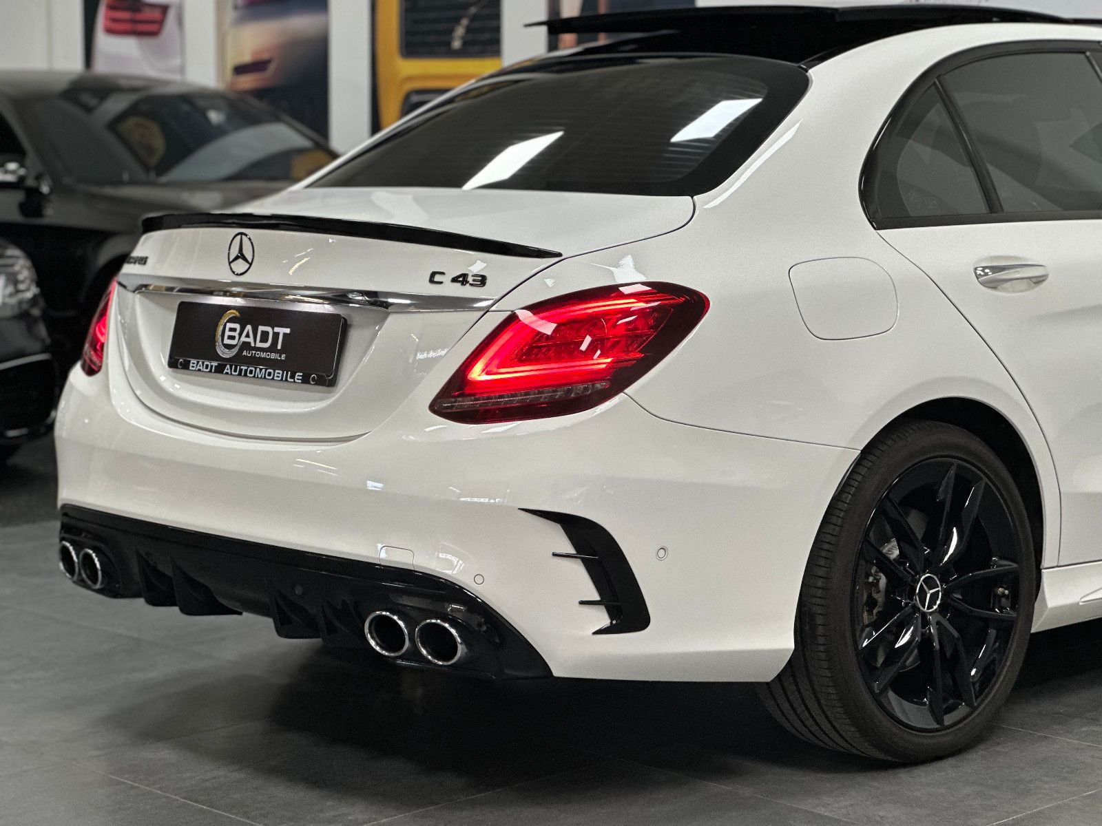 Fahrzeugabbildung Mercedes-Benz C 43 AMG 4Matic*PANO*BURM.*MEMORY*HUD*360°*