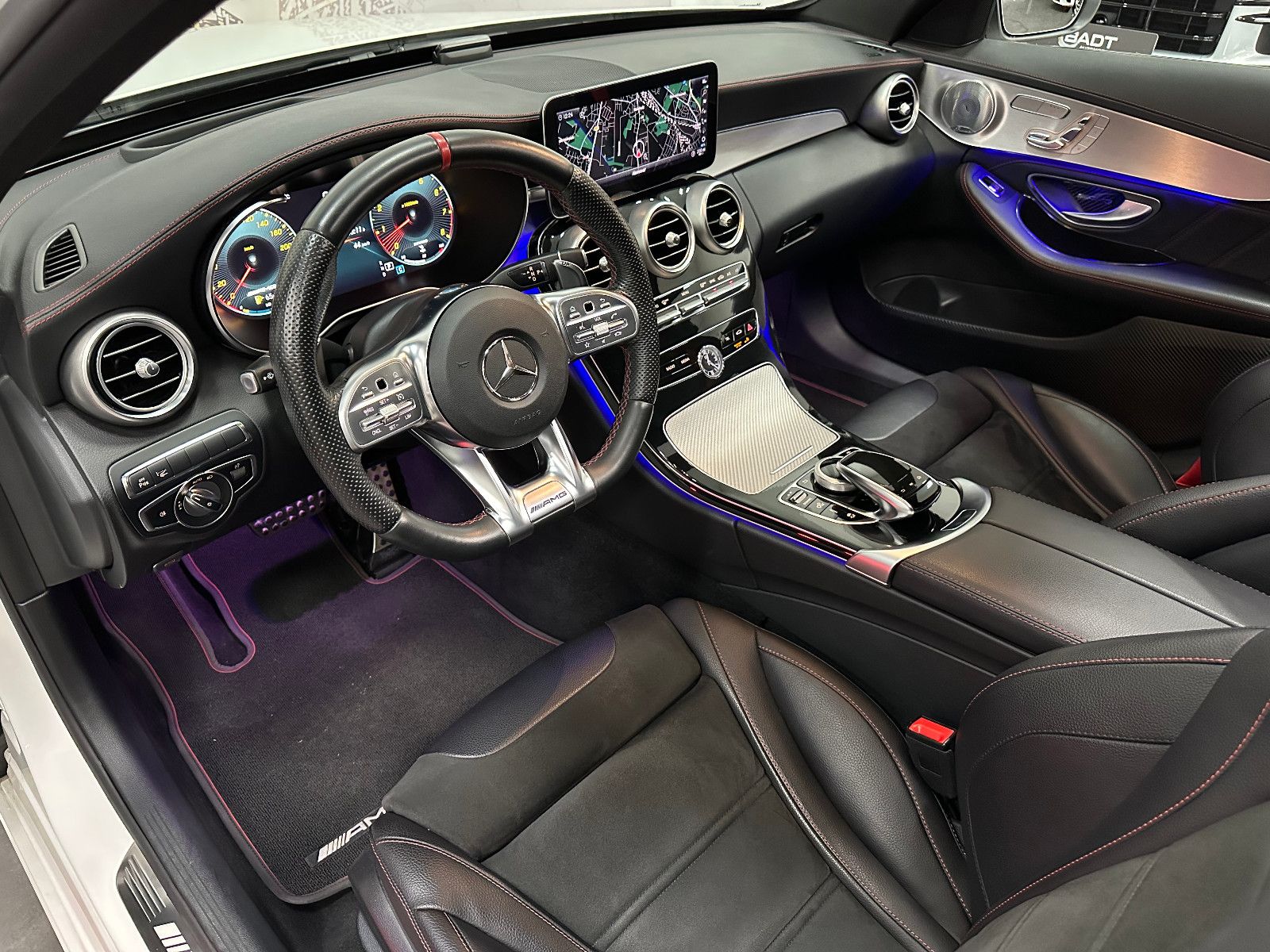 Fahrzeugabbildung Mercedes-Benz C 43 AMG 4Matic*PANO*BURM.*MEMORY*HUD*360°*