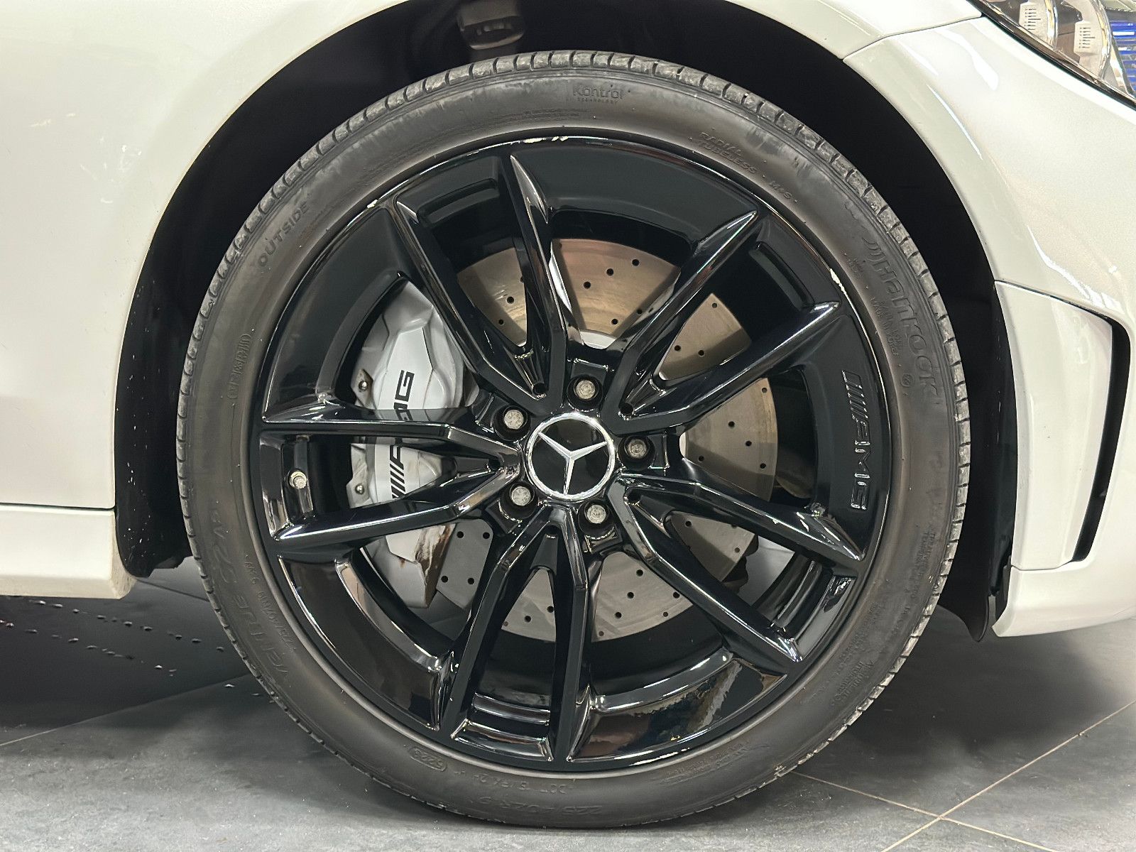 Fahrzeugabbildung Mercedes-Benz C 43 AMG 4Matic*PANO*BURM.*MEMORY*HUD*360°*