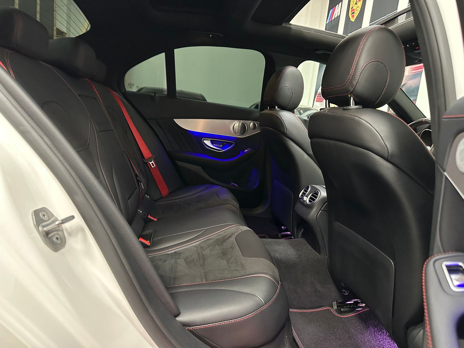 Fahrzeugabbildung Mercedes-Benz C 43 AMG 4Matic*PANO*BURM.*MEMORY*HUD*360°*