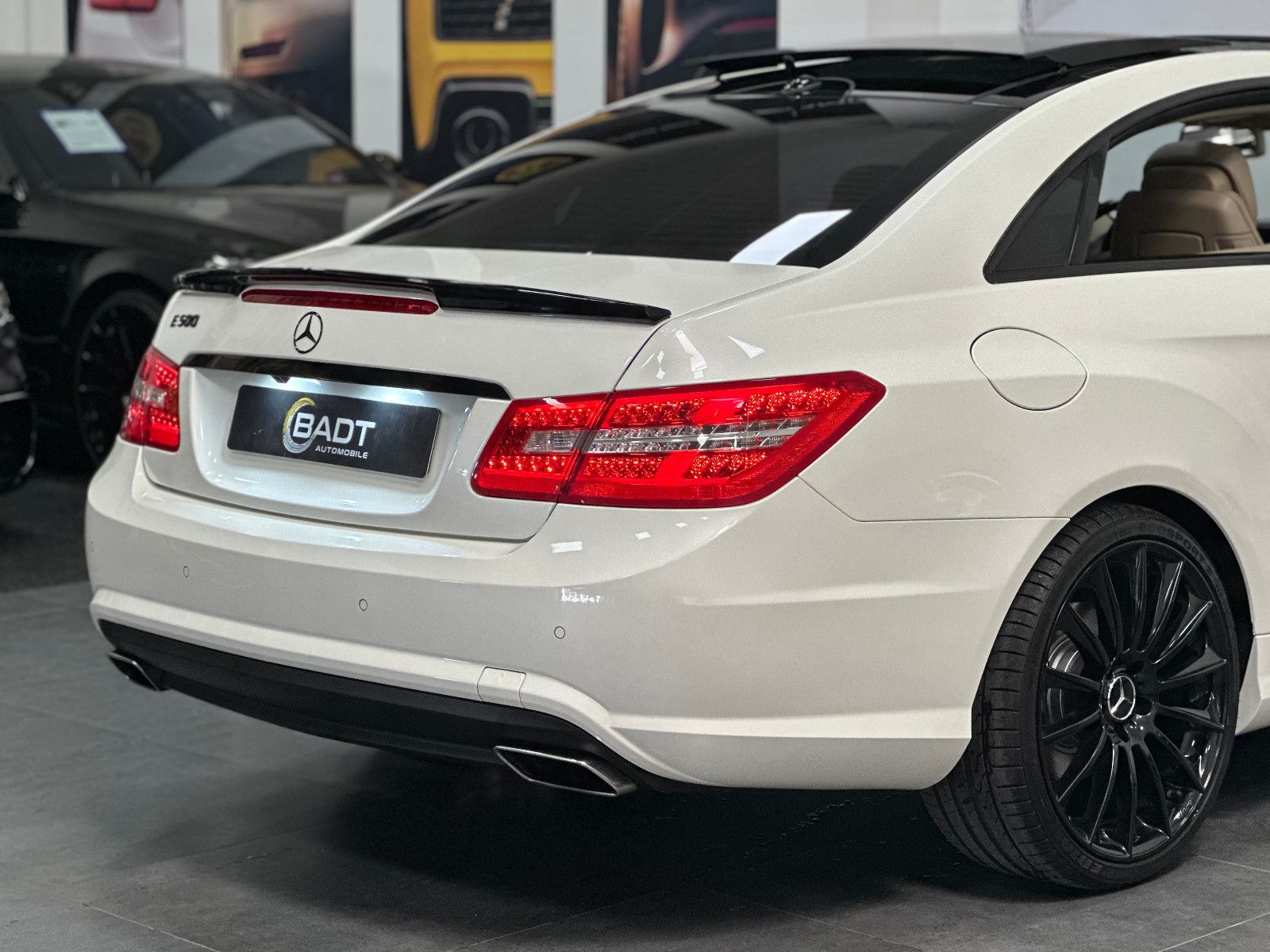 Fahrzeugabbildung Mercedes-Benz E 500 Coupe AMG*PANO*MEMORY*MEC ESD*