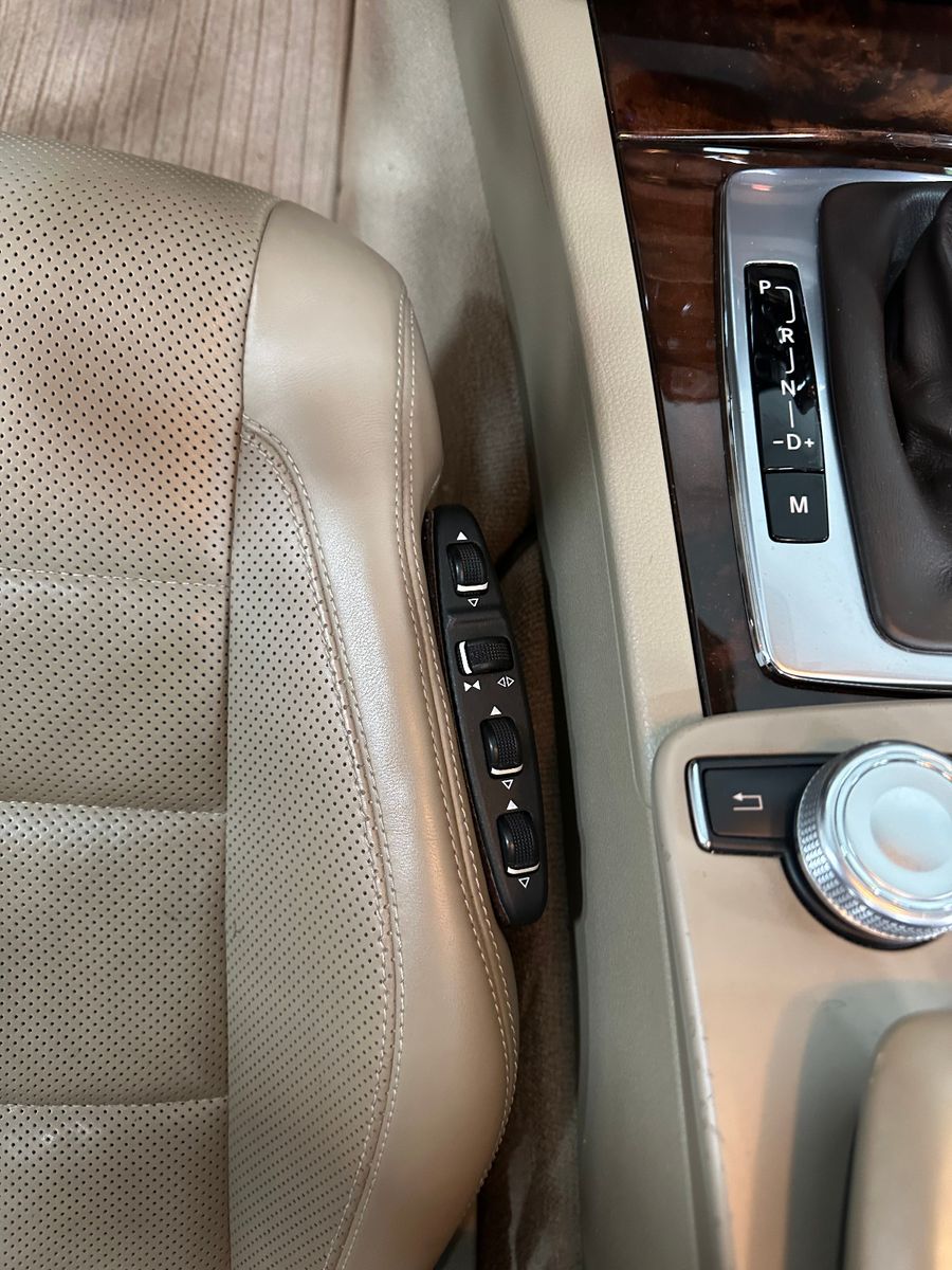 Fahrzeugabbildung Mercedes-Benz E 500 Coupe AMG*PANO*MEMORY*MEC ESD*