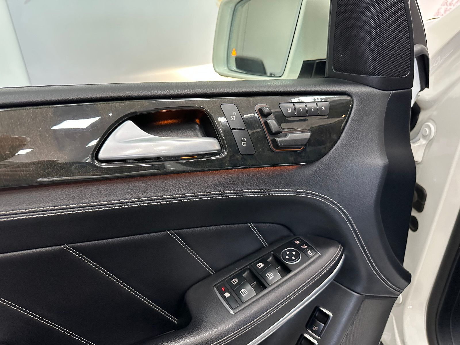 Fahrzeugabbildung Mercedes-Benz GL 500 BlueEfficiency 4Matic*PANORAMA*AMG*MASSAG