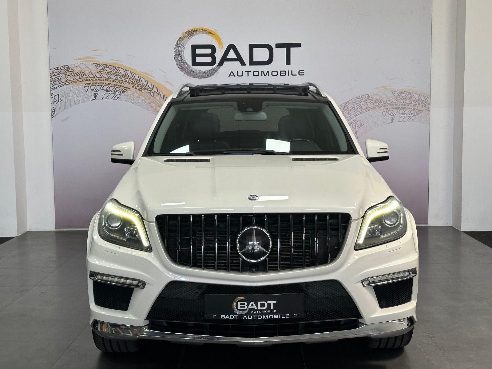 Fahrzeugabbildung Mercedes-Benz GL 500 BlueEfficiency 4Matic*PANORAMA*AMG*MASSAG