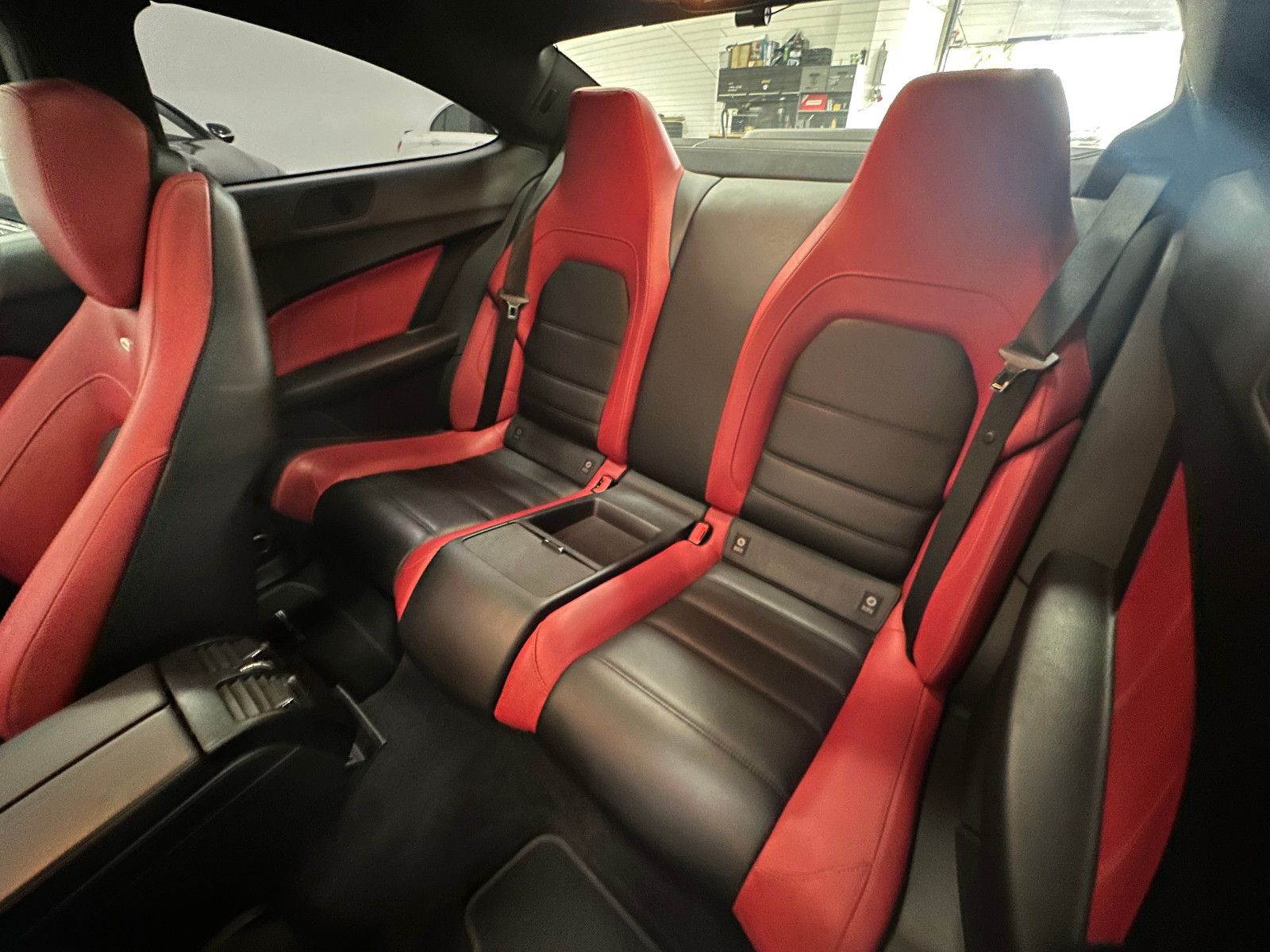 Fahrzeugabbildung Mercedes-Benz C 63 AMG Coupe*PANO*H&K*19"*BREMSE NEU*