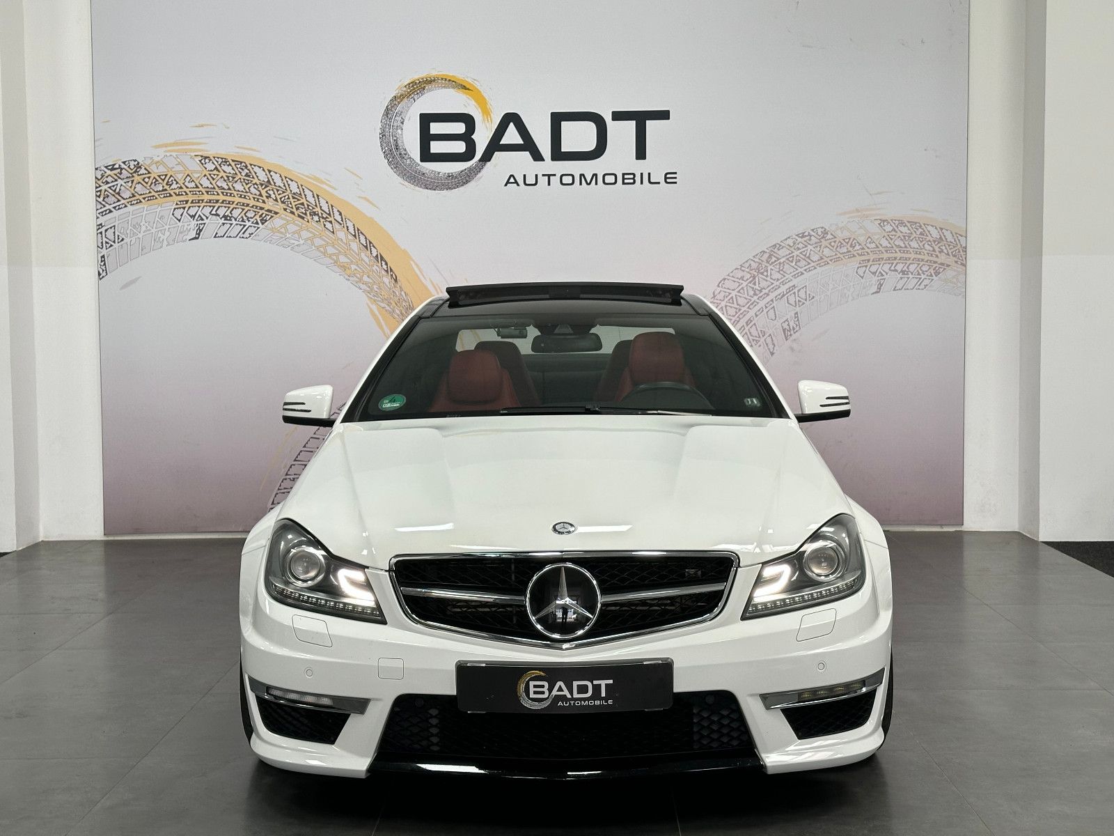 Fahrzeugabbildung Mercedes-Benz C 63 AMG Coupe*PANO*H&K*19"*BREMSE NEU*
