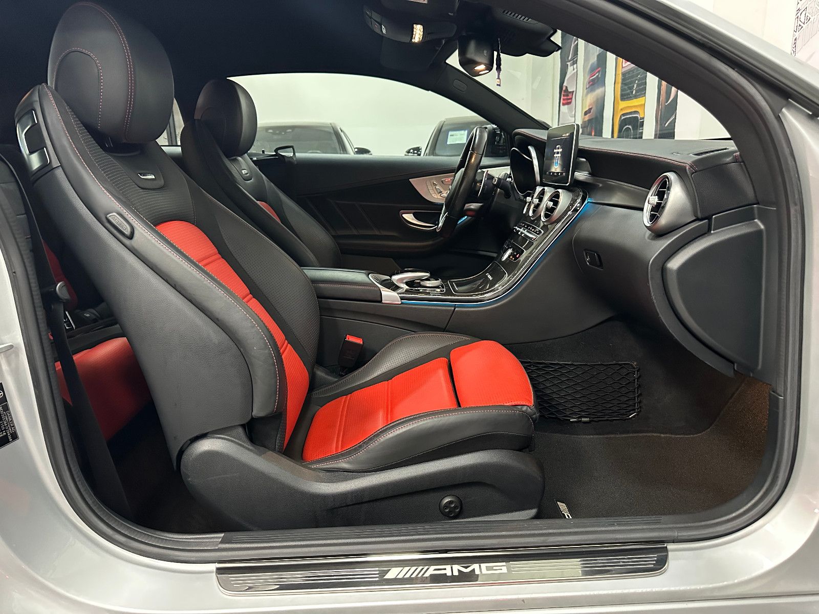 Fahrzeugabbildung Mercedes-Benz C 63 AMG Coupe *VOLLAUSSTATTUNG*DEUTSCH*2.HD*