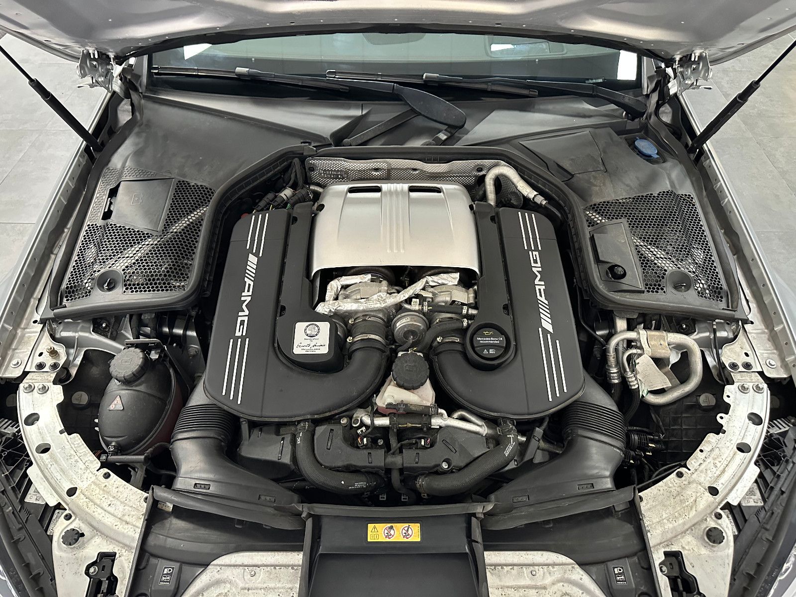 Fahrzeugabbildung Mercedes-Benz C 63 AMG Coupe *VOLLAUSSTATTUNG*DEUTSCH*2.HD*
