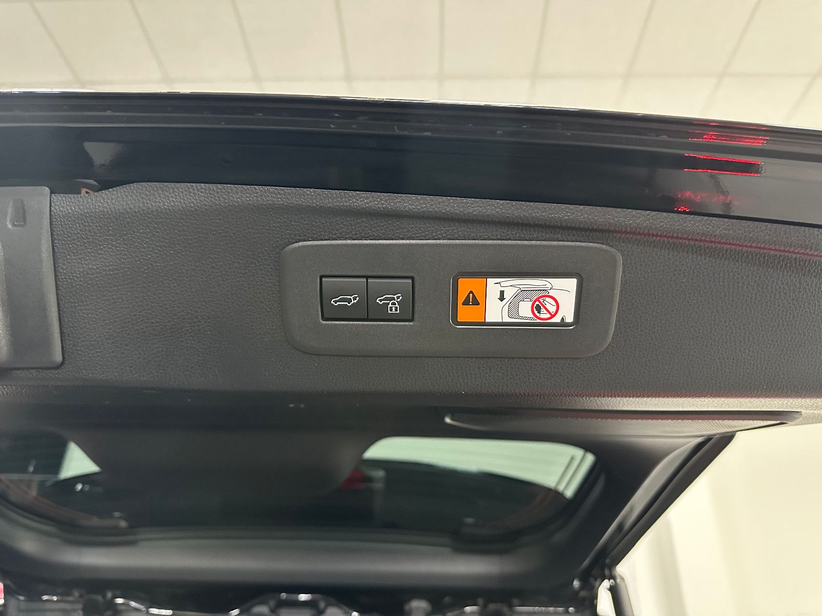 Fahrzeugabbildung Toyota Land Cruiser 2,8 D-4D 151 kW AWD Executive EXPOR