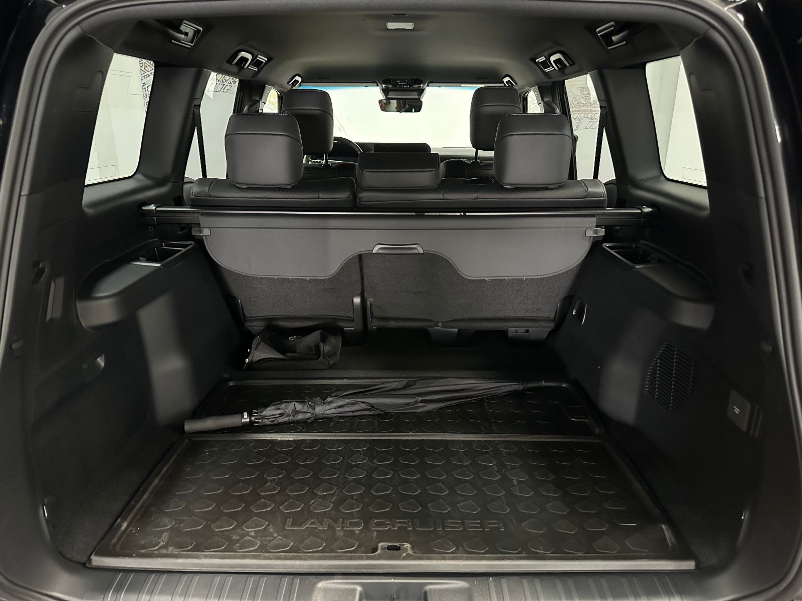 Fahrzeugabbildung Toyota Land Cruiser 2,8 D-4D 151 kW AWD Executive EXPOR