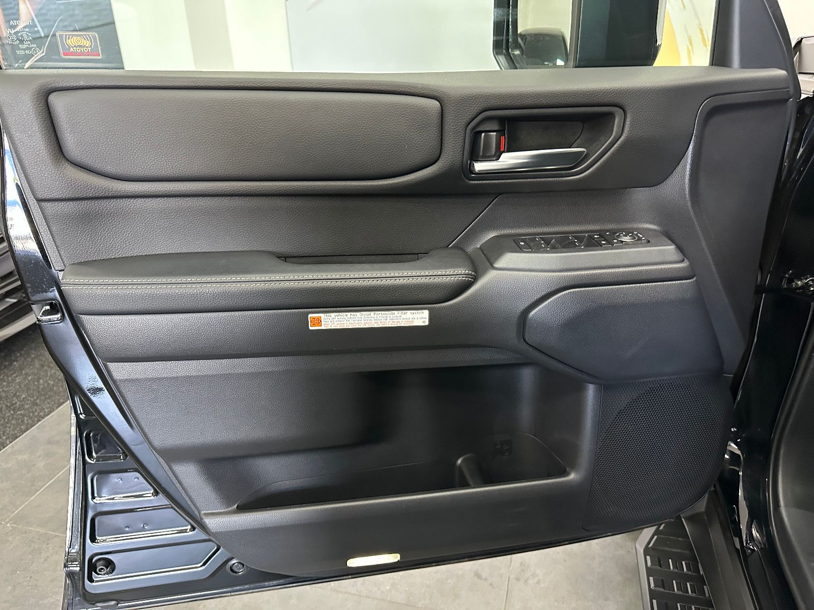 Fahrzeugabbildung Toyota Land Cruiser 2,8 D-4D 151 kW AWD Executive EXPOR