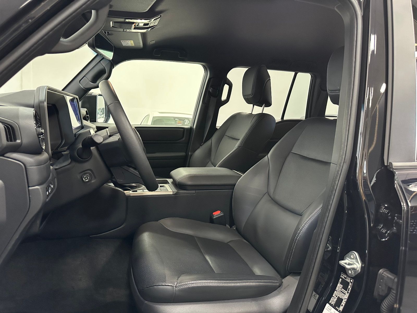Fahrzeugabbildung Toyota Land Cruiser 2,8 D-4D 151 kW AWD Executive EXPOR