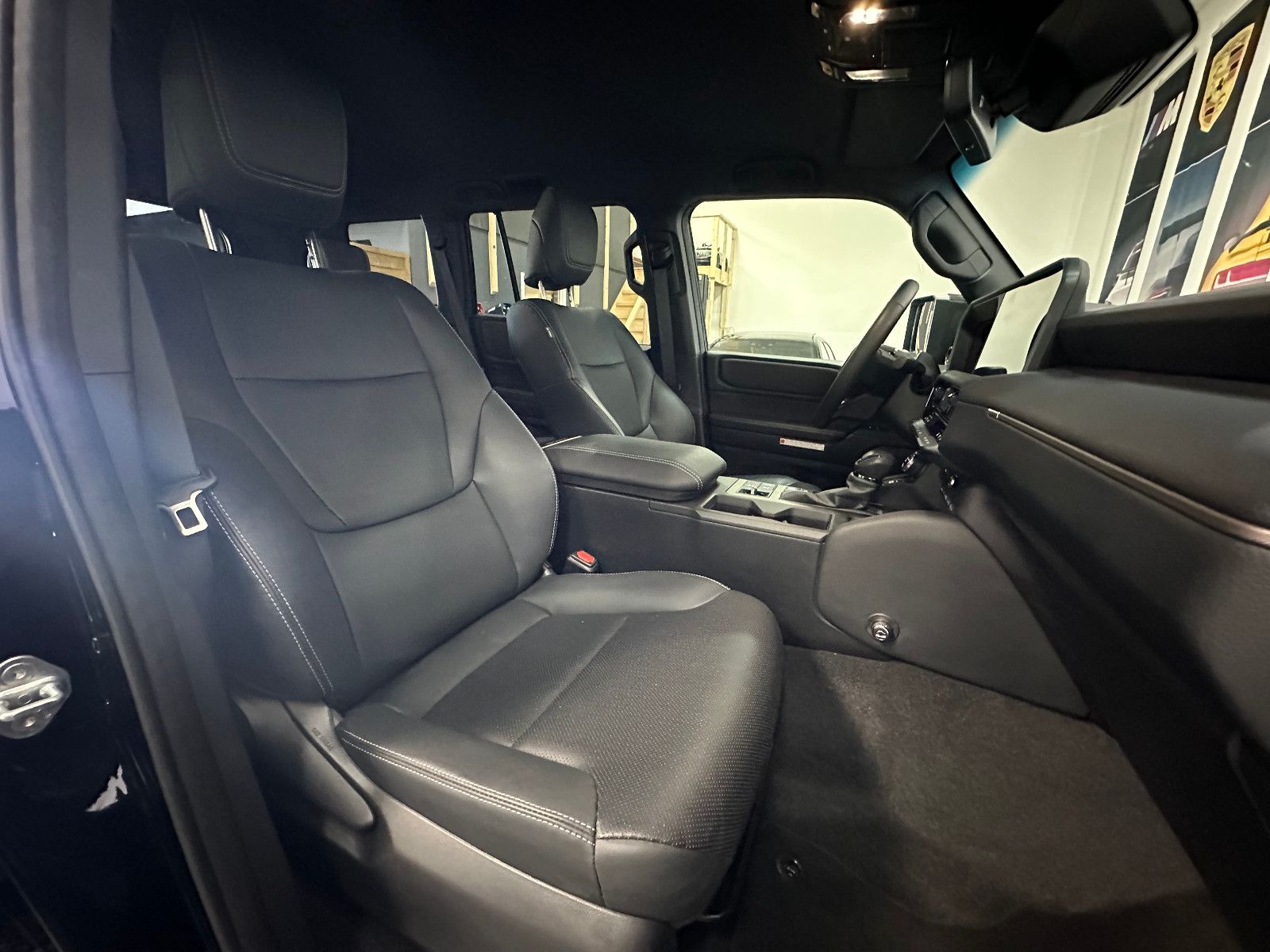 Fahrzeugabbildung Toyota Land Cruiser 2,8 D-4D 151 kW AWD Executive EXPOR