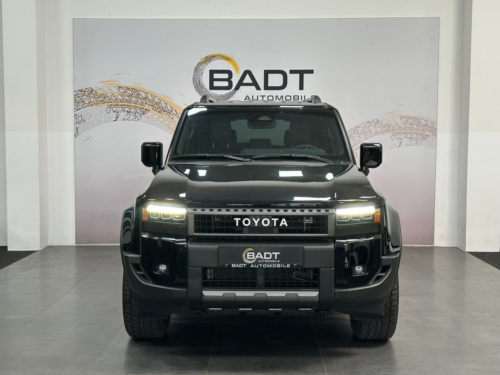 Fahrzeugabbildung Toyota Land Cruiser 2,8 D-4D 151 kW AWD Executive EXPOR