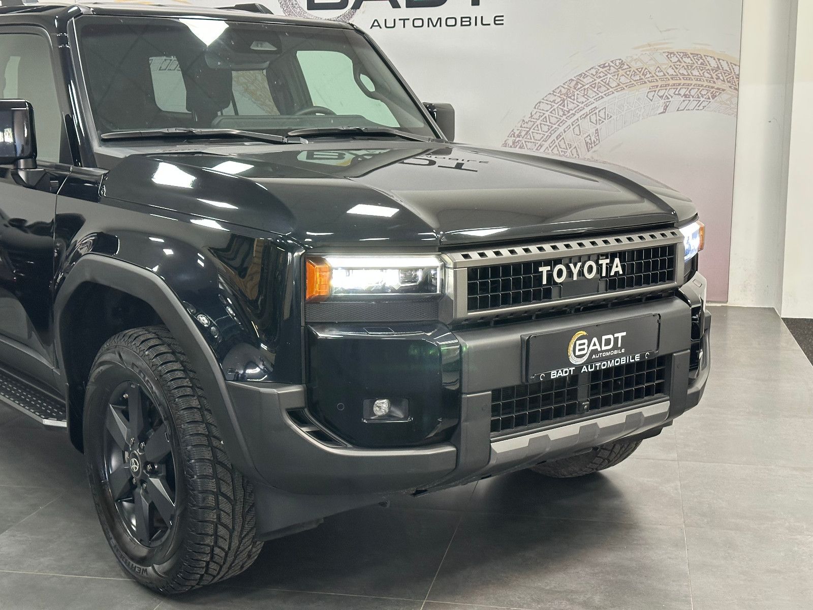 Fahrzeugabbildung Toyota Land Cruiser 2,8 D-4D 151 kW AWD Executive EXPOR