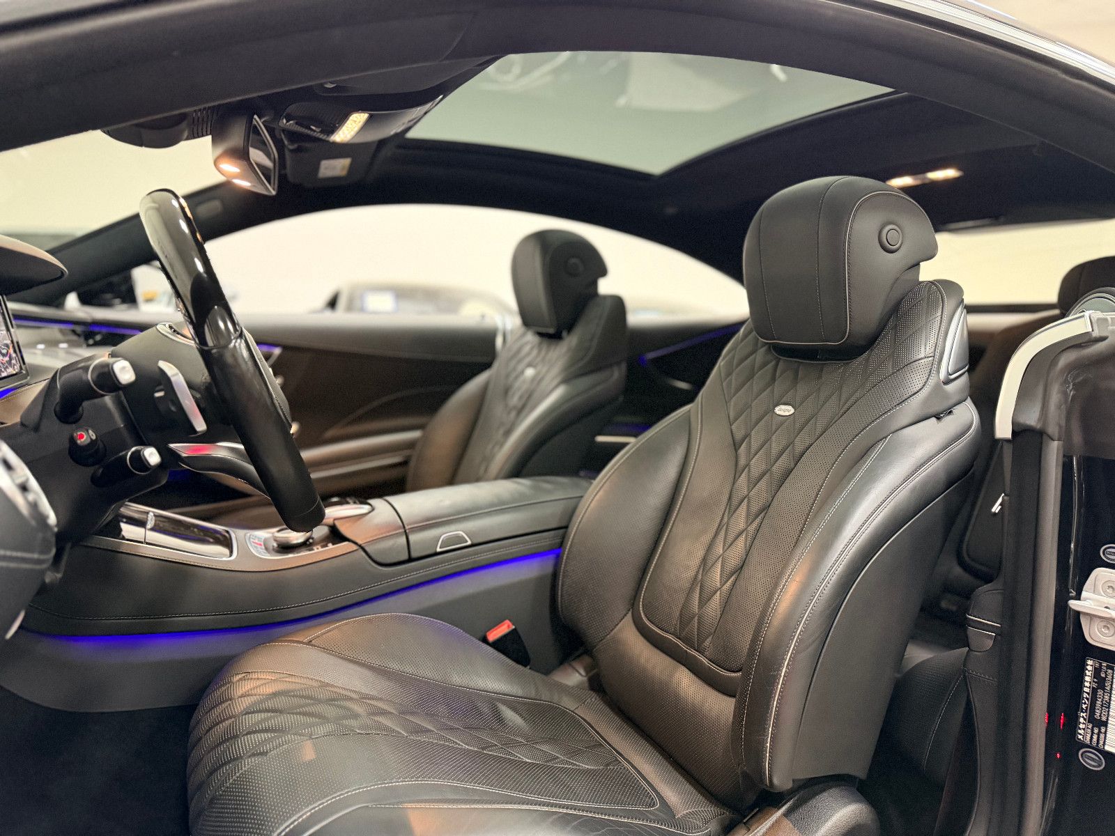 Fahrzeugabbildung Mercedes-Benz S 500 Coupe 4Matic*Swarovski*VOLL*AMG*DESIGNO